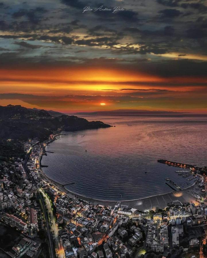 Appartamenti Via Lombardo Giardini Naxos Εξωτερικό φωτογραφία